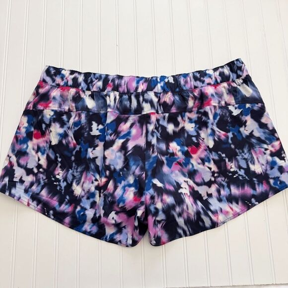 Old Navy Mid-Rise StretchTech Run Shorts - Size XXL - Picture 2 of 3